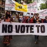 ২৪ ঘন্টা কাম কৰিও সময়ত বেতন নাপায় পঞ্চায়তৰ কৰ্মচাৰীয়ে! বিজেপি চৰকাৰৰ বিৰুদ্ধে হেজাৰ হেজাৰ কৰ্মচাৰীৰ প্ৰতিবাদ