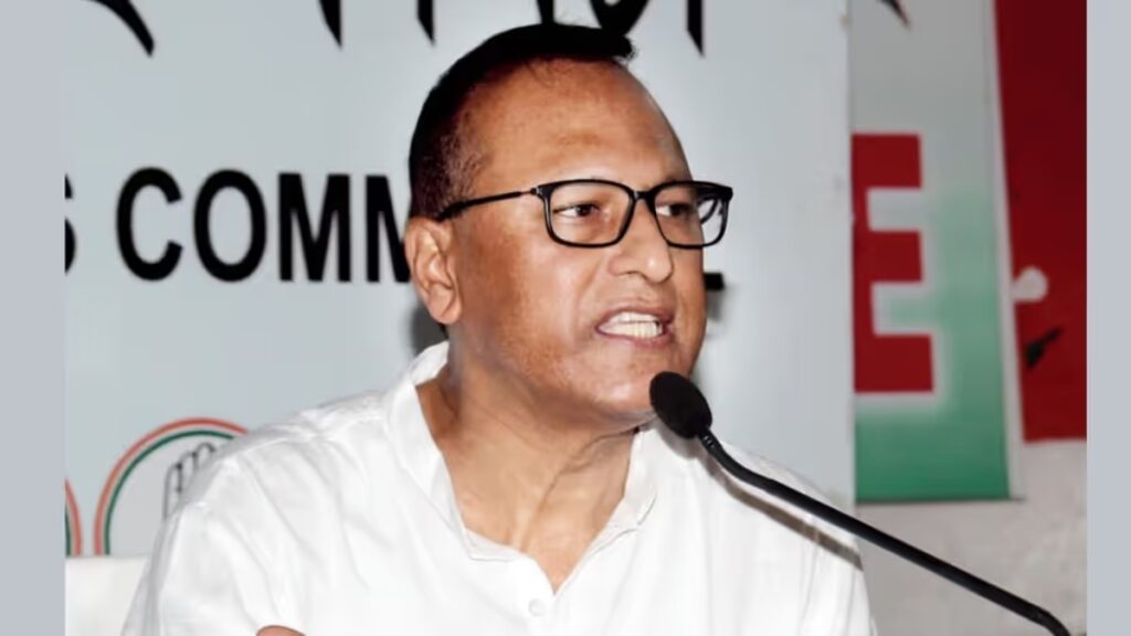 পিযুষ হাজৰিকাই ছিণ্ডিকেট নেটৱৰ্ক চলাইছে, হিমন্ত বিশ্ব শৰ্মা সভাপতি” : কংগ্ৰেছ সাংসদ প্ৰদ্যুৎ বৰদলৈ