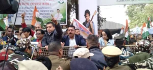 ‘ভোট চুৰি’ৰ অভিযোগেৰে ৰাস্তালৈ ওলাই আহিল অসম কংগ্ৰেছ, ২০২৬ নিৰ্বাচন ভোট ৰিগ কৰাৰ ষড়যন্ত্ৰৰ অভিযোগ