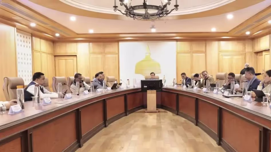 কেন্দ্ৰীয় অনুদানৰ সংকট: চাৰি বছৰত কেন্দ্ৰৰ পৰা অসমলৈ আৰ্থিক সাহায্য হ্ৰাস, বিৰোধীৰ তীব্ৰ সমালোচনা