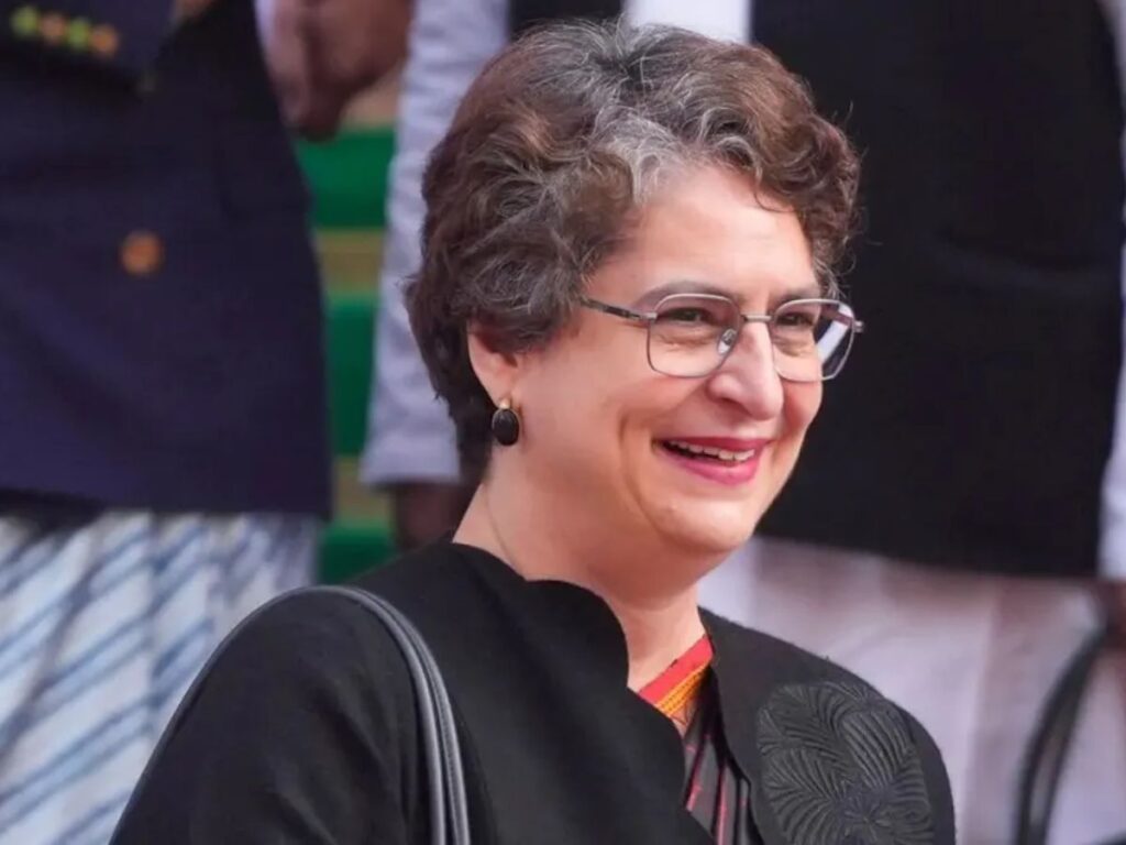 অসম কংগ্ৰেছৰ অন্তৰ্দ্বন্দ্বৰ মাজতে নিৰ্বাচনী প্ৰস্তুতি জোৰদাৰ কৰিবলৈ গুৱাহাটীত উপস্থিত প্ৰিয়ংকা গান্ধী ভাদ্ৰা